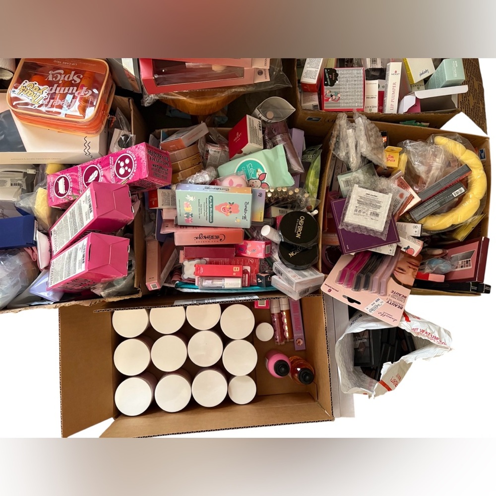 Peachy Keen Beauty box/Skin Care Box/Self Care Box/Hair Care NEW K BEAUTY - Picture 4 of 8